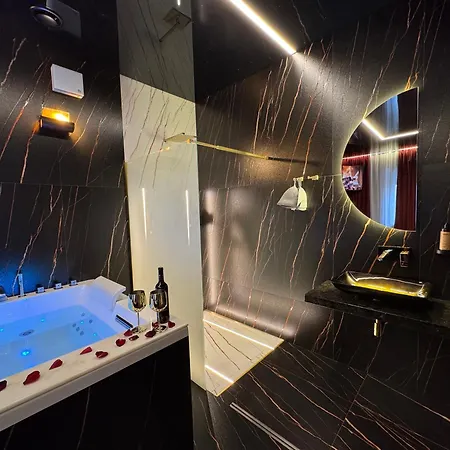 Apartament Moon Luxury - Jacuzzi & Sauna *